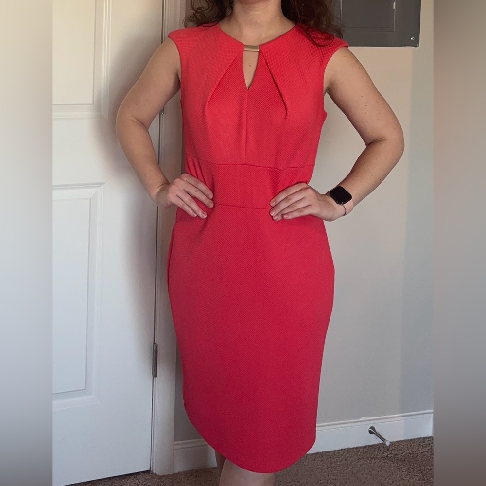 DR Collection Fitted Coral Midi dress size 4